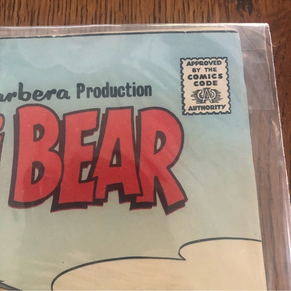 YOGI BEAR #19 - CHARLTON COMICS HANNA BARBERA AUGUST 1973 - when comics were 20c - Picture 8 of 11